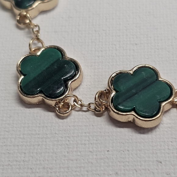 Bohemian Gold Green Clover Fashion Charm Bracelet - Picture 8 of 8